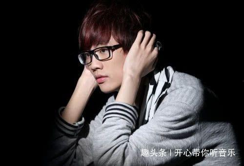 爆料许嵩近况最新视频,最新视频曝光生活点滴